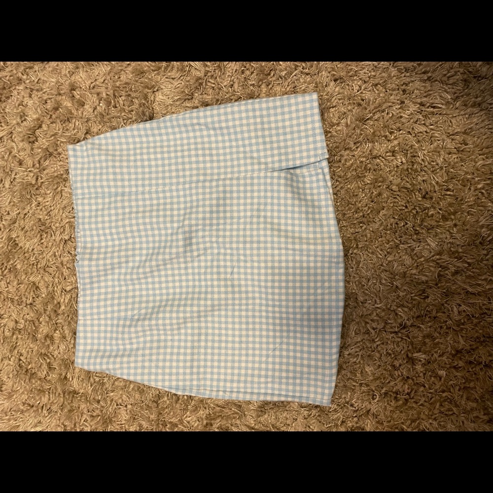plaid mini skirt!!